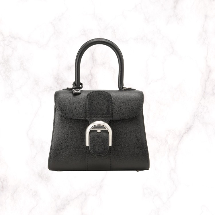 デルヴォー DELVAUX