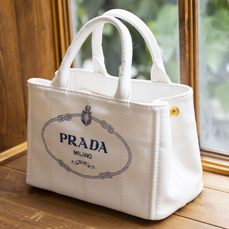 プラダ PRADA