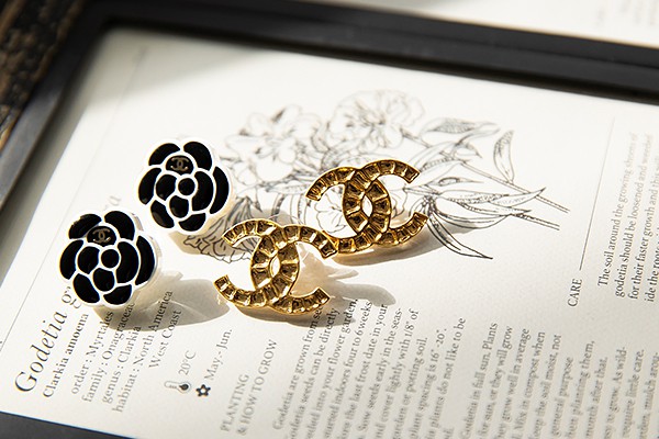シャネル CHANEL