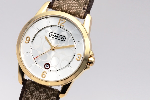 コーチ COACH