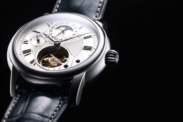 フレデリック・コンスタント FREDERIQUE CONSTANT